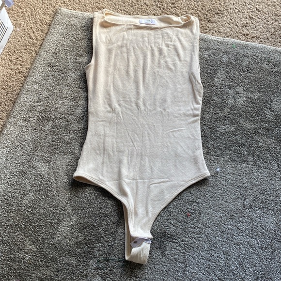 Tanks/Body Suit - Picture 8 of 10